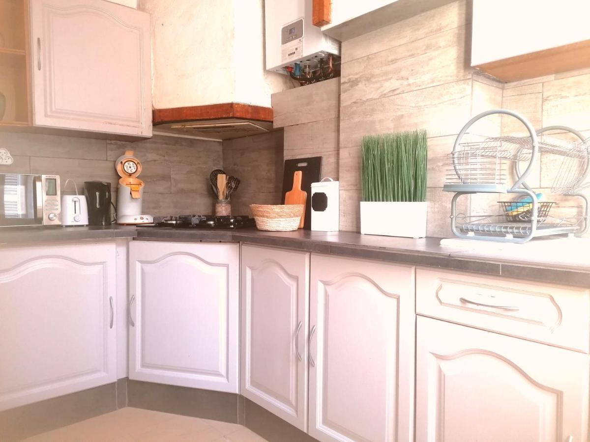 Appartement Spacieux Et Agreable Marselha Exterior foto