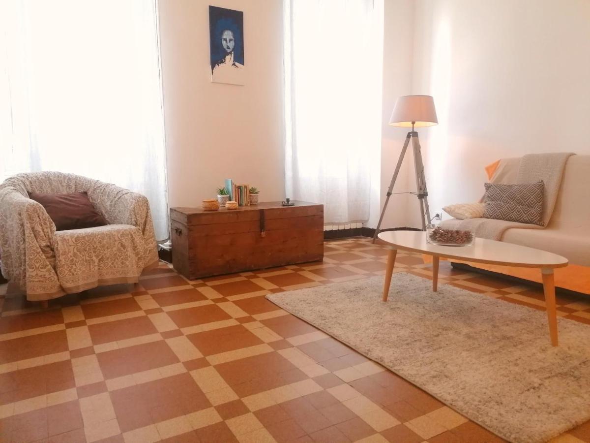 Appartement Spacieux Et Agreable Marselha Exterior foto