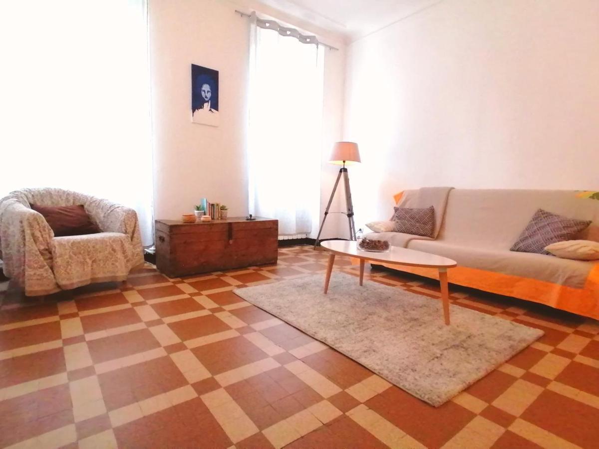 Appartement Spacieux Et Agreable Marselha Exterior foto